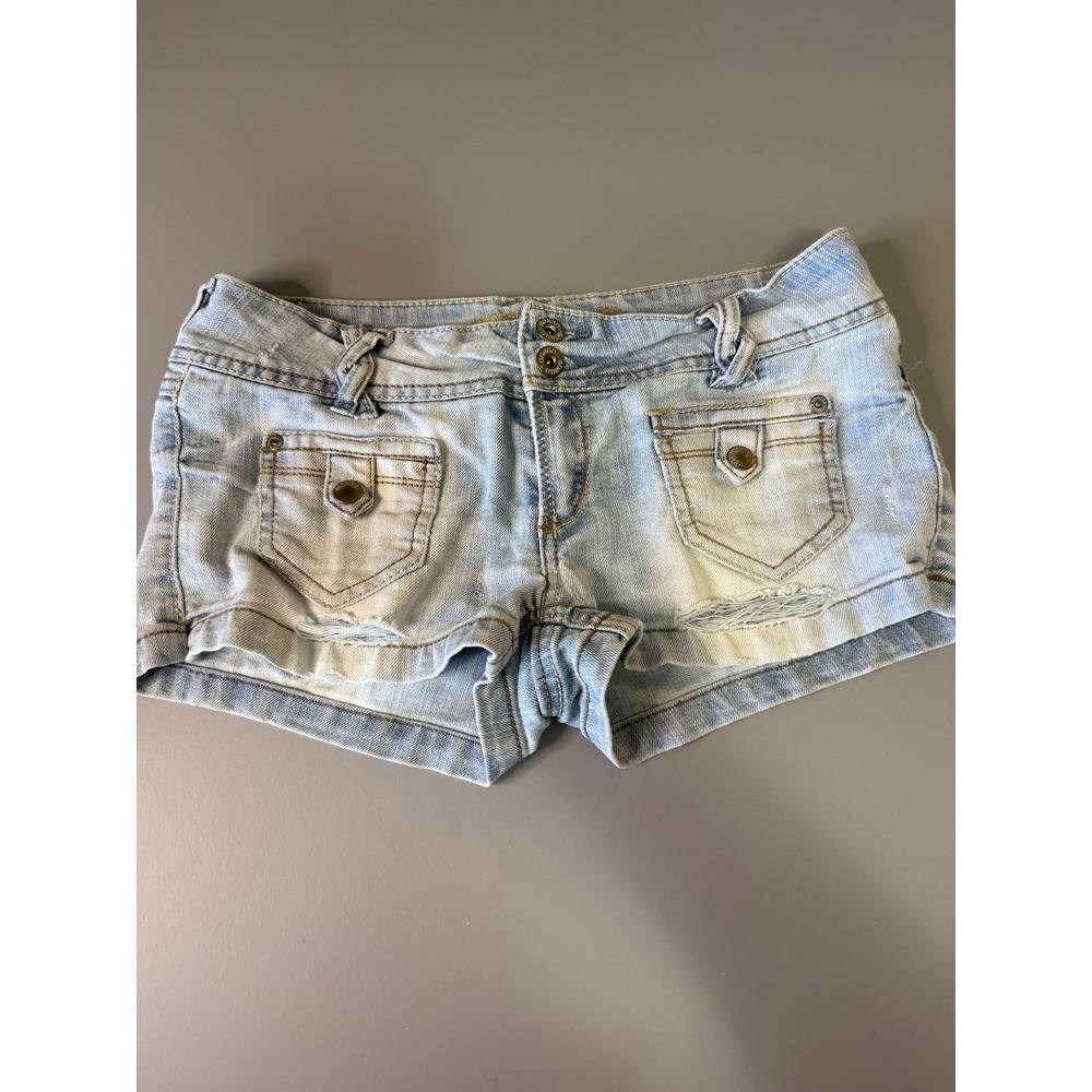 Bongo Womens Light Wash Denim Jean Shorts Size 5 Low Rise Distressed Y2K Cuffed